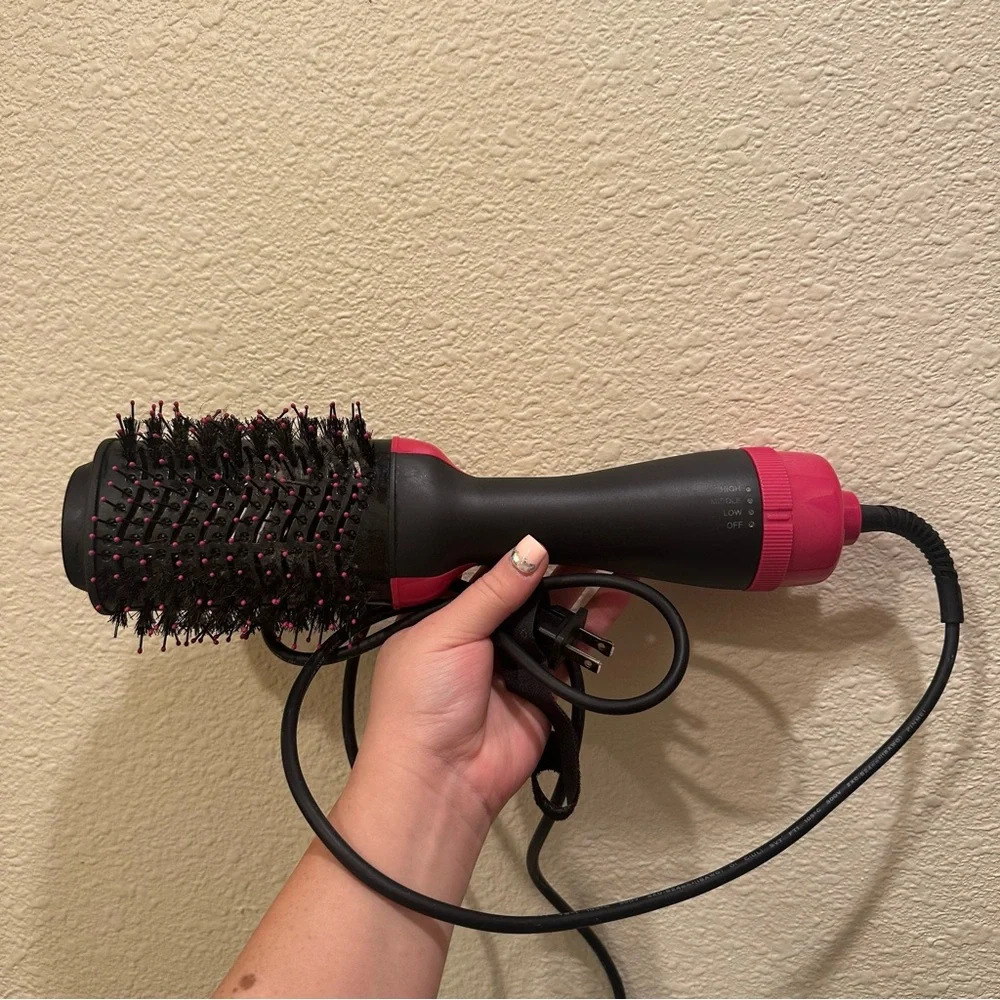 One Step Hair Dryer Volumizer Hot Air Hair Dryer Brush